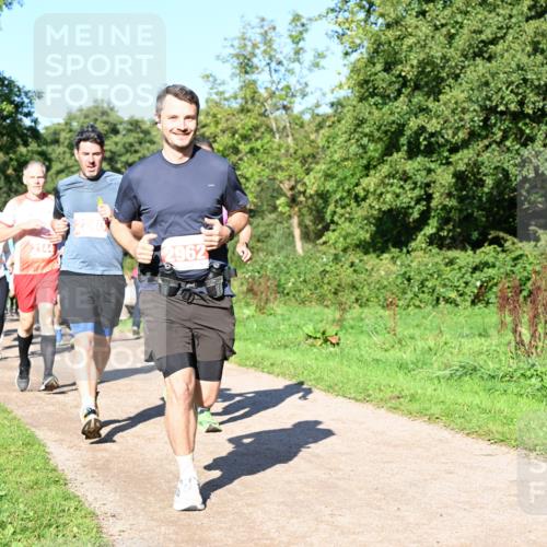 27.09.2026 - 35. Volkslauf durch das schöne Alstertal Dr. Thomas Lammeyer http://msf.ph/oto/10563178 27.09.2026 10:26:08 Laufen 2144, 2962 meine-sportfotos.de