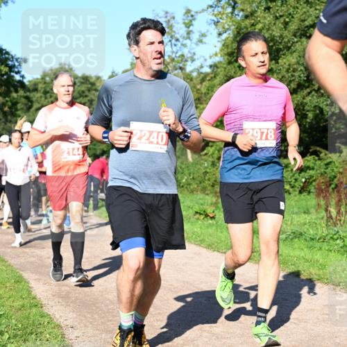 27.09.2026 - 35. Volkslauf durch das schöne Alstertal Dr. Thomas Lammeyer http://msf.ph/oto/10563187 27.09.2026 10:26:09 Laufen 2144, 2240, 2978, 29 meine-sportfotos.de