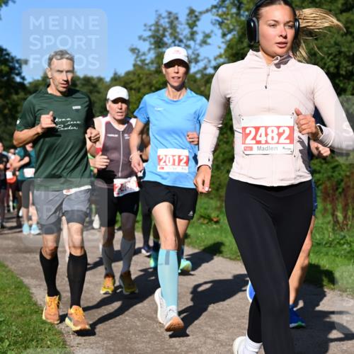 27.09.2026 - 35. Volkslauf durch das schöne Alstertal Dr. Thomas Lammeyer http://msf.ph/oto/10563210 27.09.2026 10:26:13 Laufen 2012, 3, 2482 meine-sportfotos.de