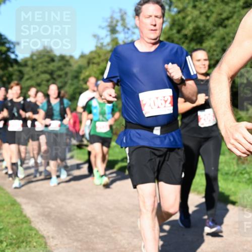 27.09.2026 - 35. Volkslauf durch das schöne Alstertal Dr. Thomas Lammeyer http://msf.ph/oto/10563217 27.09.2026 10:26:15 Laufen 2062, 2194 meine-sportfotos.de