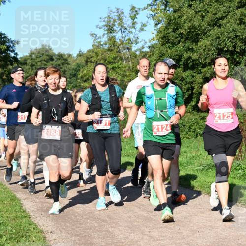 27.09.2026 - 35. Volkslauf durch das schöne Alstertal Dr. Thomas Lammeyer http://msf.ph/oto/10563227 27.09.2026 10:26:16 Laufen 215, 2188, 2161, 2124, 2125 meine-sportfotos.de