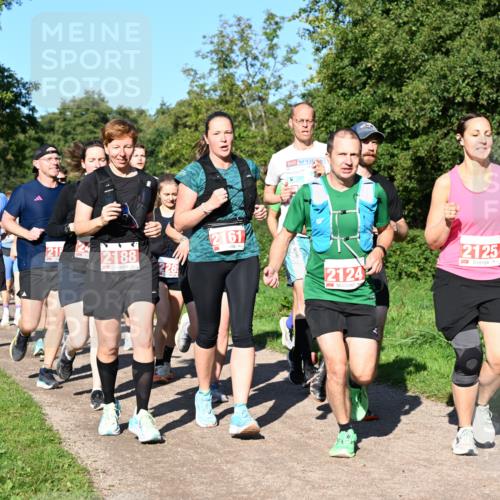 27.09.2026 - 35. Volkslauf durch das schöne Alstertal Dr. Thomas Lammeyer http://msf.ph/oto/10563228 27.09.2026 10:26:17 Laufen 2497, 21, 2188, 228, 2161, 2124, 2125 meine-sportfotos.de