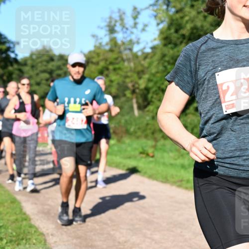 27.09.2026 - 35. Volkslauf durch das schöne Alstertal Dr. Thomas Lammeyer http://msf.ph/oto/10563266 27.09.2026 10:26:23 Laufen 2125, 2263 meine-sportfotos.de
