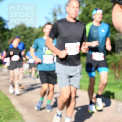 27.09.2026 - 35. Volkslauf durch das schöne Alstertal Dr. Thomas Lammeyer http://msf.ph/oto/10563300 27.09.2026 10:26:29 Laufen  meine-sportfotos.de