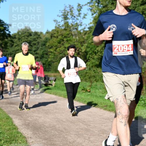 27.09.2026 - 35. Volkslauf durch das schöne Alstertal Dr. Thomas Lammeyer http://msf.ph/oto/10563330 27.09.2026 10:26:34 Laufen 2956, 2094 meine-sportfotos.de