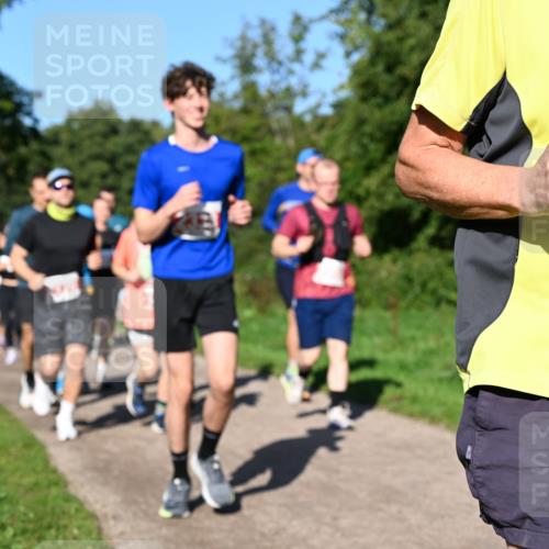 27.09.2026 - 35. Volkslauf durch das schöne Alstertal Dr. Thomas Lammeyer http://msf.ph/oto/10563347 27.09.2026 10:26:37 Laufen 238 meine-sportfotos.de