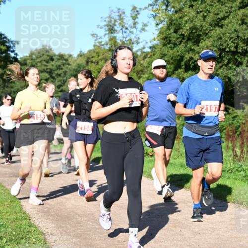 27.09.2026 - 35. Volkslauf durch das schöne Alstertal Dr. Thomas Lammeyer http://msf.ph/oto/10563377 27.09.2026 10:26:42 Laufen 2155, 2158, 02073, 2197 meine-sportfotos.de