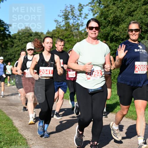 27.09.2026 - 35. Volkslauf durch das schöne Alstertal Dr. Thomas Lammeyer http://msf.ph/oto/10563404 27.09.2026 10:26:46 Laufen 2041, 2274, 2092, 2088 meine-sportfotos.de