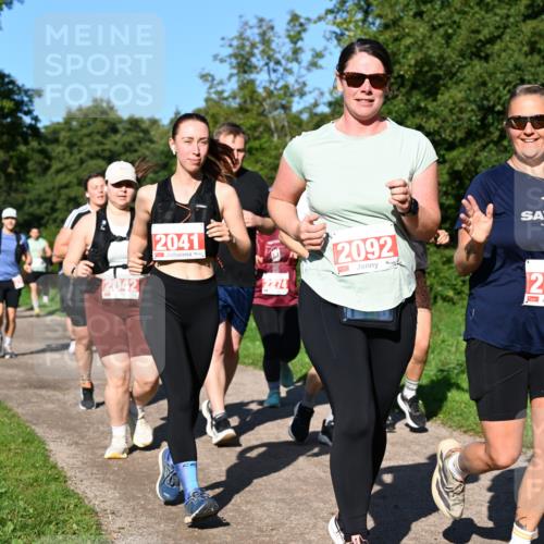 27.09.2026 - 35. Volkslauf durch das schöne Alstertal Dr. Thomas Lammeyer http://msf.ph/oto/10563405 27.09.2026 10:26:46 Laufen 2042, 2041, 2274, 2092, 2088 meine-sportfotos.de
