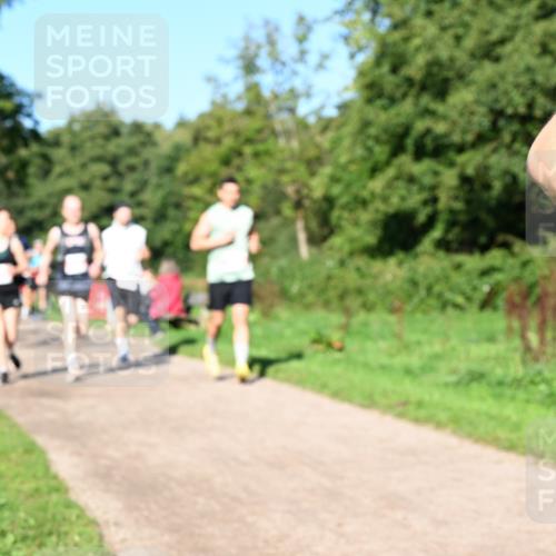 27.09.2026 - 35. Volkslauf durch das schöne Alstertal Dr. Thomas Lammeyer http://msf.ph/oto/10563439 27.09.2026 10:26:52 Laufen  meine-sportfotos.de