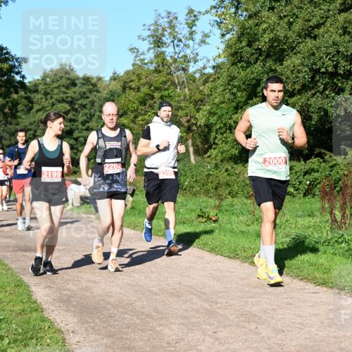 27.09.2026 - 35. Volkslauf durch das schöne Alstertal Dr. Thomas Lammeyer http://msf.ph/oto/10563449 27.09.2026 10:26:54 Laufen 2199, 2202, 2000 meine-sportfotos.de