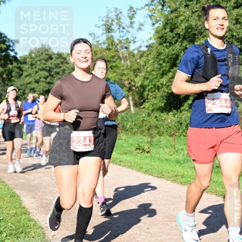 27.09.2026 - 35. Volkslauf durch das schöne Alstertal Dr. Thomas Lammeyer http://msf.ph/oto/10563484 27.09.2026 10:26:59 Laufen 2343, 344 meine-sportfotos.de