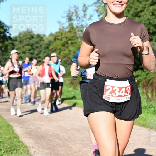 27.09.2026 - 35. Volkslauf durch das schöne Alstertal Dr. Thomas Lammeyer http://msf.ph/oto/10563490 27.09.2026 10:27:00 Laufen 2343 meine-sportfotos.de