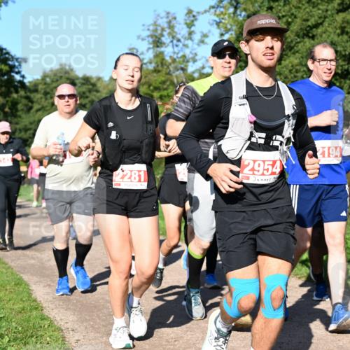 27.09.2026 - 35. Volkslauf durch das schöne Alstertal Dr. Thomas Lammeyer http://msf.ph/oto/10563517 27.09.2026 10:27:05 Laufen 2143, 2281, 2954, 2194 meine-sportfotos.de
