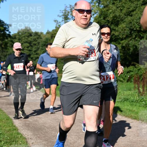 27.09.2026 - 35. Volkslauf durch das schöne Alstertal Dr. Thomas Lammeyer http://msf.ph/oto/10563527 27.09.2026 10:27:07 Laufen 2143, 2121 meine-sportfotos.de