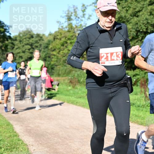 27.09.2026 - 35. Volkslauf durch das schöne Alstertal Dr. Thomas Lammeyer http://msf.ph/oto/10563542 27.09.2026 10:27:09 Laufen 2143, 2079 meine-sportfotos.de
