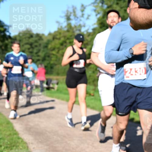 27.09.2026 - 35. Volkslauf durch das schöne Alstertal Dr. Thomas Lammeyer http://msf.ph/oto/10563612 27.09.2026 10:27:20 Laufen  meine-sportfotos.de
