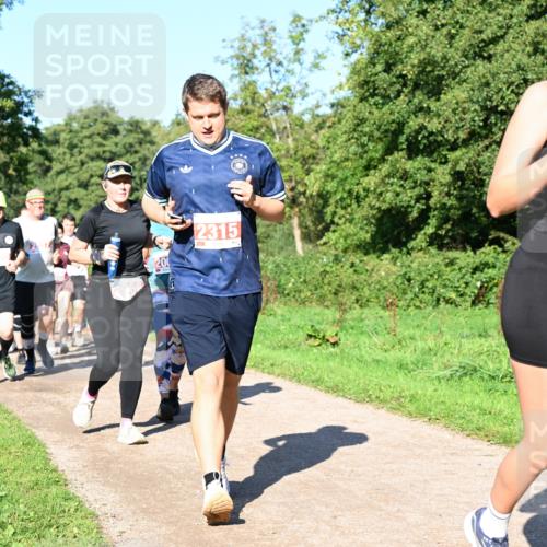 27.09.2026 - 35. Volkslauf durch das schöne Alstertal Dr. Thomas Lammeyer http://msf.ph/oto/10563622 27.09.2026 10:27:22 Laufen 20, 2315, 2182 meine-sportfotos.de