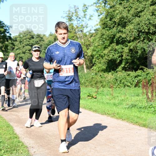 27.09.2026 - 35. Volkslauf durch das schöne Alstertal Dr. Thomas Lammeyer http://msf.ph/oto/10563623 27.09.2026 10:27:22 Laufen 2064, 2315, 2182 meine-sportfotos.de