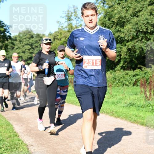 27.09.2026 - 35. Volkslauf durch das schöne Alstertal Dr. Thomas Lammeyer http://msf.ph/oto/10563627 27.09.2026 10:27:23 Laufen 2064, 2315 meine-sportfotos.de
