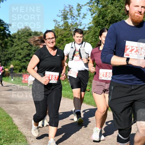 27.09.2026 - 35. Volkslauf durch das schöne Alstertal Dr. Thomas Lammeyer http://msf.ph/oto/10563658 27.09.2026 10:27:28 Laufen 2187, 2400, 2186, 2236 meine-sportfotos.de