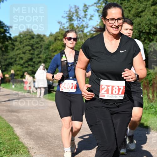 27.09.2026 - 35. Volkslauf durch das schöne Alstertal Dr. Thomas Lammeyer http://msf.ph/oto/10563665 27.09.2026 10:27:29 Laufen 21, 2401, 2187 meine-sportfotos.de