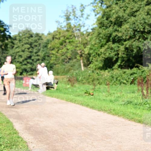 27.09.2026 - 35. Volkslauf durch das schöne Alstertal Dr. Thomas Lammeyer http://msf.ph/oto/10563677 27.09.2026 10:27:30 Laufen  meine-sportfotos.de