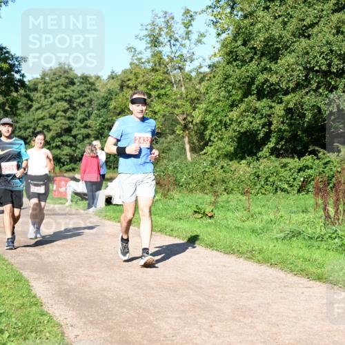 27.09.2026 - 35. Volkslauf durch das schöne Alstertal Dr. Thomas Lammeyer http://msf.ph/oto/10563733 27.09.2026 10:27:41 Laufen  meine-sportfotos.de