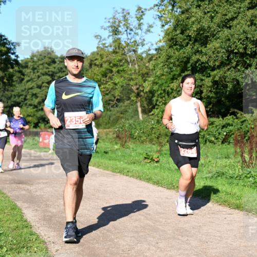 27.09.2026 - 35. Volkslauf durch das schöne Alstertal Dr. Thomas Lammeyer http://msf.ph/oto/10563749 27.09.2026 10:27:44 Laufen 235 meine-sportfotos.de