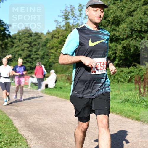 27.09.2026 - 35. Volkslauf durch das schöne Alstertal Dr. Thomas Lammeyer http://msf.ph/oto/10563758 27.09.2026 10:27:45 Laufen 356 meine-sportfotos.de