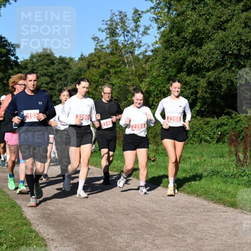 27.09.2026 - 35. Volkslauf durch das schöne Alstertal Dr. Thomas Lammeyer http://msf.ph/oto/10563802 27.09.2026 10:27:58 Laufen 1653, 2152, 2290, 2148, 2288, 2289 meine-sportfotos.de