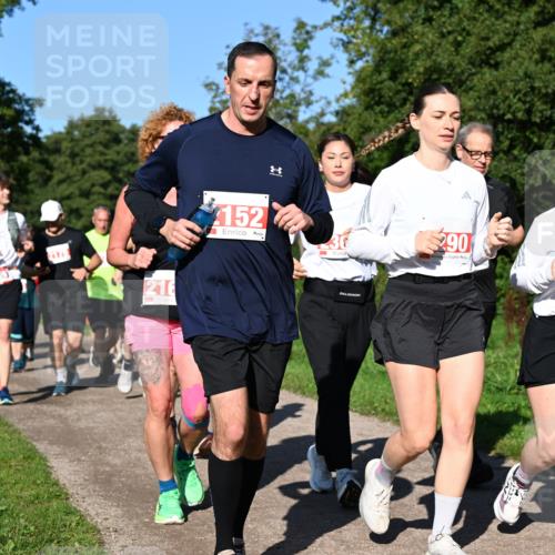 27.09.2026 - 35. Volkslauf durch das schöne Alstertal Dr. Thomas Lammeyer http://msf.ph/oto/10563813 27.09.2026 10:28:00 Laufen 1653, 2175, 216, 2152, 290, 2289 meine-sportfotos.de
