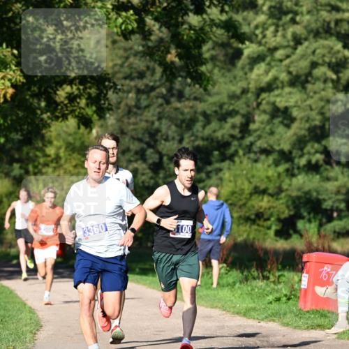 27.09.2026 - 35. Volkslauf durch das schöne Alstertal Dr. Thomas Lammeyer http://msf.ph/oto/10563918 27.09.2026 10:33:40 Laufen 3360, 100, 167 meine-sportfotos.de