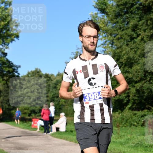 27.09.2026 - 35. Volkslauf durch das schöne Alstertal Dr. Thomas Lammeyer http://msf.ph/oto/10563945 27.09.2026 10:33:45 Laufen 3984, 1 meine-sportfotos.de