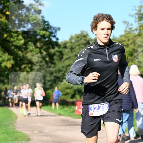 27.09.2026 - 35. Volkslauf durch das schöne Alstertal Dr. Thomas Lammeyer http://msf.ph/oto/10563990 27.09.2026 10:33:56 Laufen 3272 meine-sportfotos.de