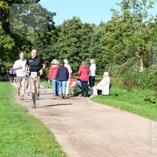 27.09.2026 - 35. Volkslauf durch das schöne Alstertal Dr. Thomas Lammeyer http://msf.ph/oto/10564029 27.09.2026 10:34:05 Laufen 3412, 3431 meine-sportfotos.de