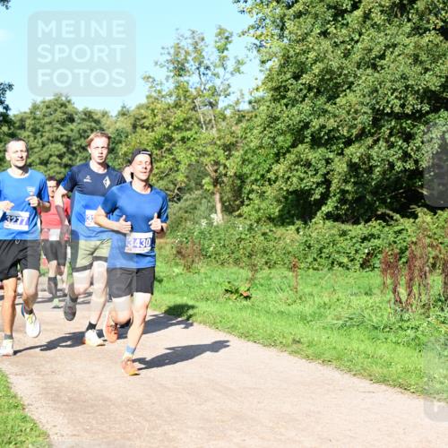 27.09.2026 - 35. Volkslauf durch das schöne Alstertal Dr. Thomas Lammeyer http://msf.ph/oto/10564090 27.09.2026 10:34:15 Laufen 3277, 3430 meine-sportfotos.de