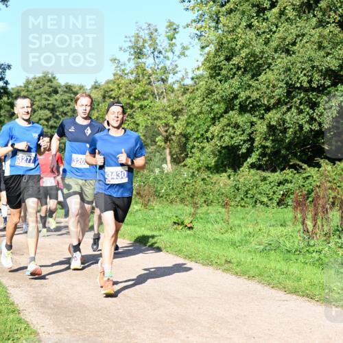 27.09.2026 - 35. Volkslauf durch das schöne Alstertal Dr. Thomas Lammeyer http://msf.ph/oto/10564091 27.09.2026 10:34:15 Laufen 320, 3430 meine-sportfotos.de