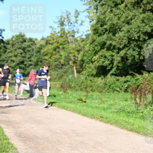 27.09.2026 - 35. Volkslauf durch das schöne Alstertal Dr. Thomas Lammeyer http://msf.ph/oto/10564146 27.09.2026 10:34:23 Laufen  meine-sportfotos.de