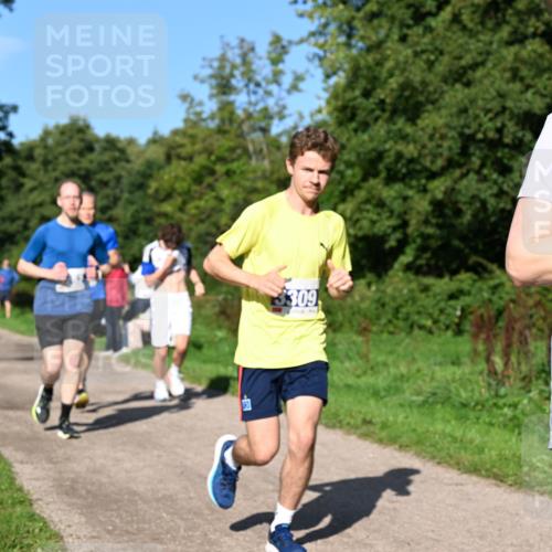 27.09.2026 - 35. Volkslauf durch das schöne Alstertal Dr. Thomas Lammeyer http://msf.ph/oto/10564180 27.09.2026 10:34:28 Laufen 3309, 321 meine-sportfotos.de