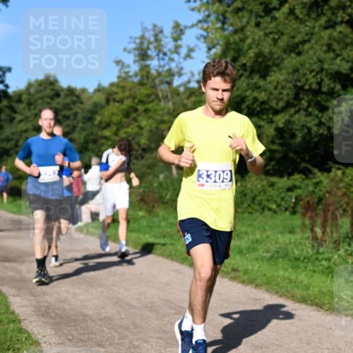 27.09.2026 - 35. Volkslauf durch das schöne Alstertal Dr. Thomas Lammeyer http://msf.ph/oto/10564181 27.09.2026 10:34:28 Laufen 3309 meine-sportfotos.de
