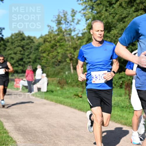 27.09.2026 - 35. Volkslauf durch das schöne Alstertal Dr. Thomas Lammeyer http://msf.ph/oto/10564190 27.09.2026 10:34:30 Laufen 330, 3252 meine-sportfotos.de