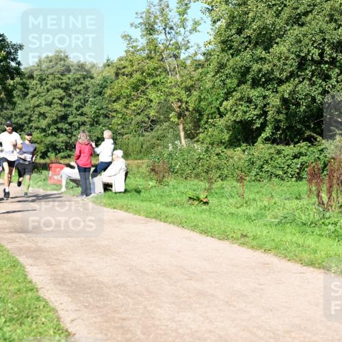 27.09.2026 - 35. Volkslauf durch das schöne Alstertal Dr. Thomas Lammeyer http://msf.ph/oto/10564215 27.09.2026 10:34:36 Laufen  meine-sportfotos.de
