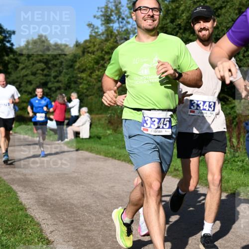 27.09.2026 - 35. Volkslauf durch das schöne Alstertal Dr. Thomas Lammeyer http://msf.ph/oto/10564222 27.09.2026 10:34:42 Laufen 20, 1119, 3345, 3343, 33 meine-sportfotos.de