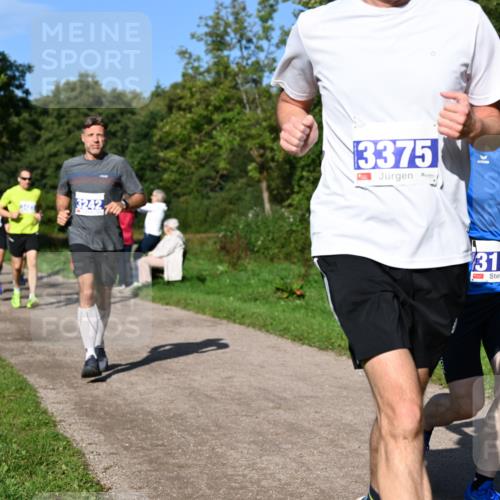 27.09.2026 - 35. Volkslauf durch das schöne Alstertal Dr. Thomas Lammeyer http://msf.ph/oto/10564246 27.09.2026 10:34:45 Laufen 3375, 3242, 22, 3177 meine-sportfotos.de
