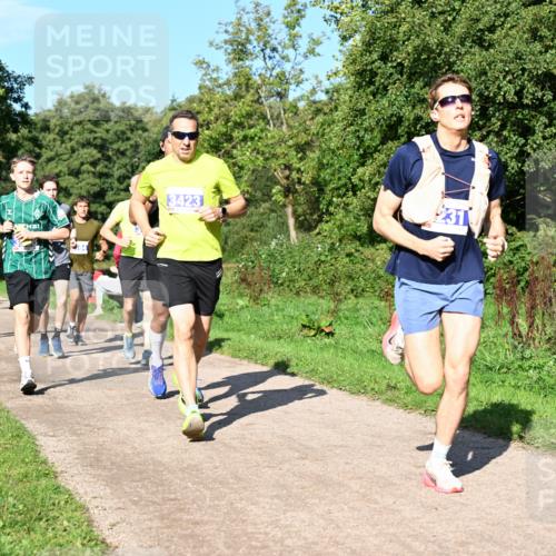 27.09.2026 - 35. Volkslauf durch das schöne Alstertal Dr. Thomas Lammeyer http://msf.ph/oto/10564265 27.09.2026 10:34:48 Laufen 3423 meine-sportfotos.de