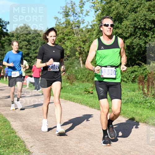 27.09.2026 - 35. Volkslauf durch das schöne Alstertal Dr. Thomas Lammeyer http://msf.ph/oto/10564323 27.09.2026 10:34:57 Laufen 3167, 3168, 3380 meine-sportfotos.de