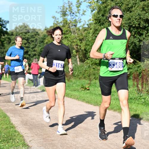 27.09.2026 - 35. Volkslauf durch das schöne Alstertal Dr. Thomas Lammeyer http://msf.ph/oto/10564324 27.09.2026 10:34:57 Laufen 3166, 13167, 3380 meine-sportfotos.de