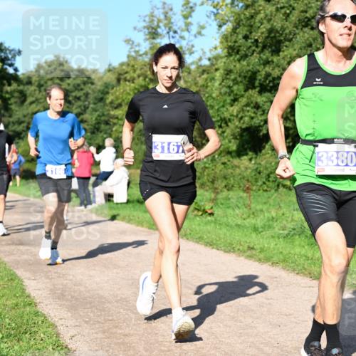 27.09.2026 - 35. Volkslauf durch das schöne Alstertal Dr. Thomas Lammeyer http://msf.ph/oto/10564326 27.09.2026 10:34:58 Laufen 316, 3380 meine-sportfotos.de