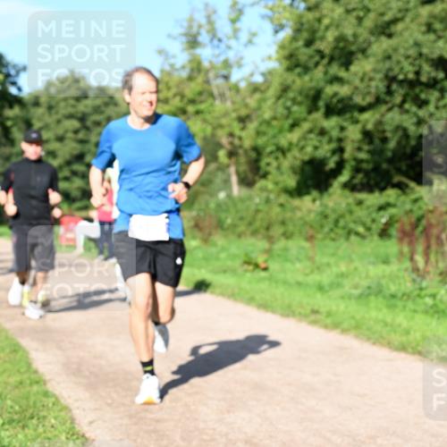27.09.2026 - 35. Volkslauf durch das schöne Alstertal Dr. Thomas Lammeyer http://msf.ph/oto/10564333 27.09.2026 10:34:59 Laufen  meine-sportfotos.de